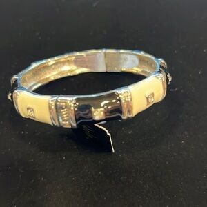 Silver Tone Black Off White Enamel Look Crystals Hinged Bangle Cookie Lee #82575